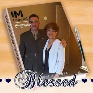 Meet your Posher, Augustina alves